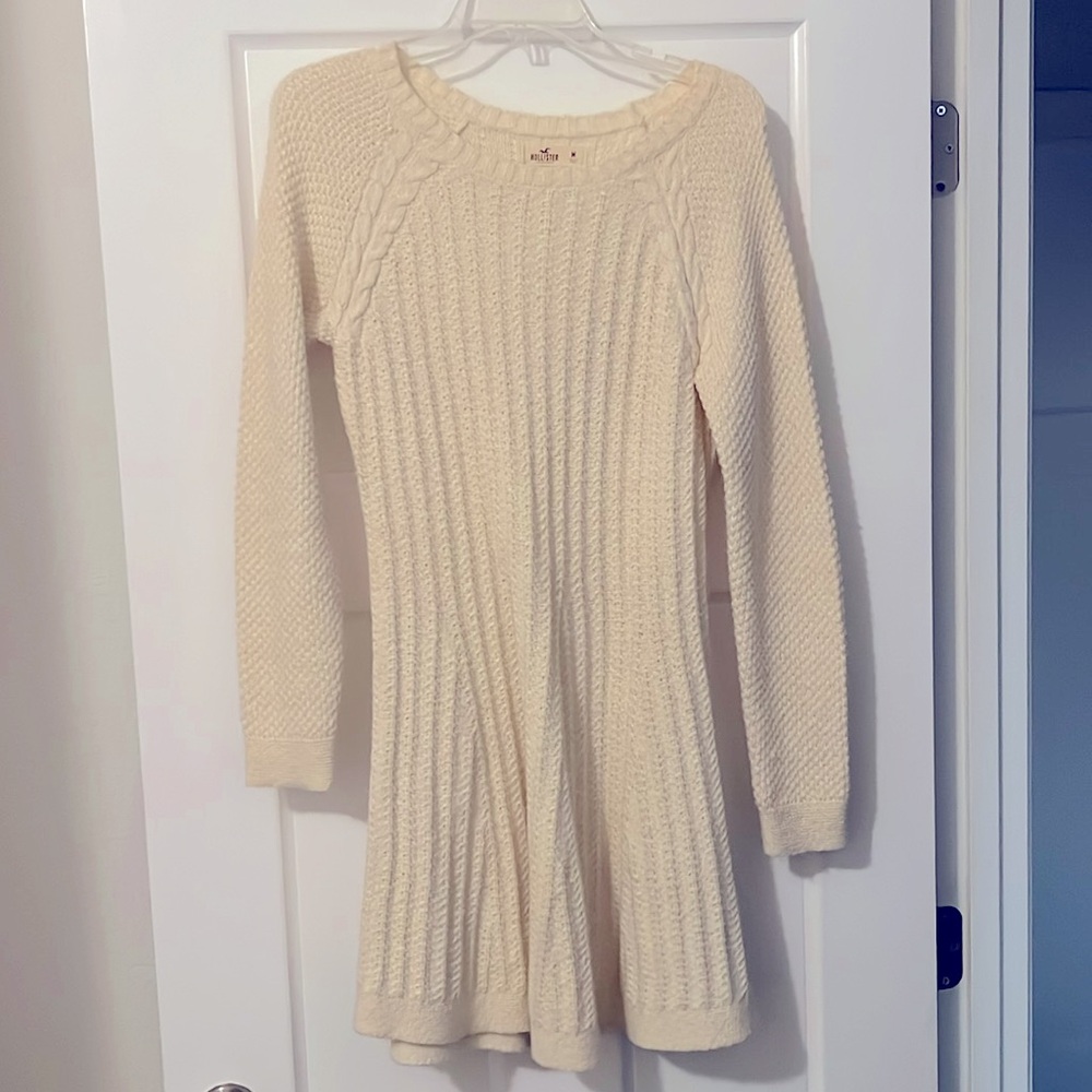 Off white Hollister knit sweater dress, size M